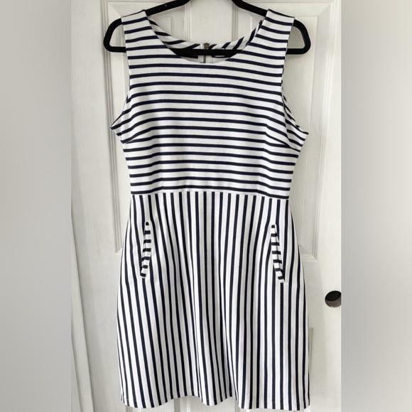 Old Navy Dresses & Skirts - Old Navy Striped Mini Dress - Navy and White